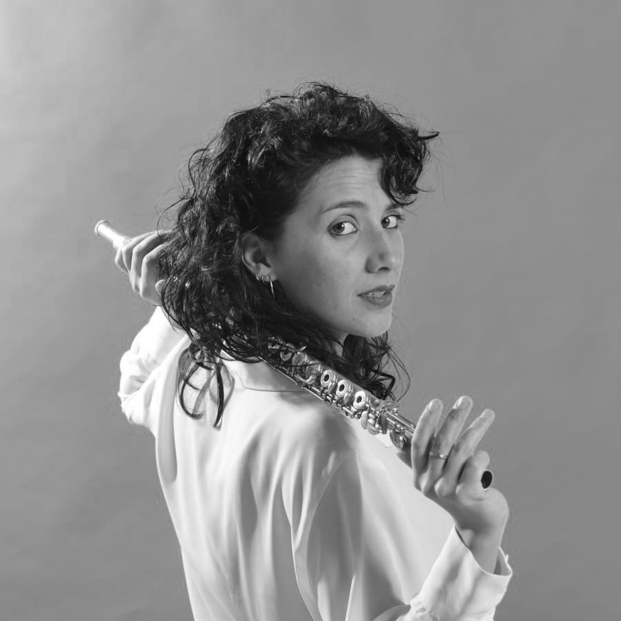 https://www.ogniangoloognipietra.it/wp-content/uploads/2026/08/Denise-Tamburi.jpg